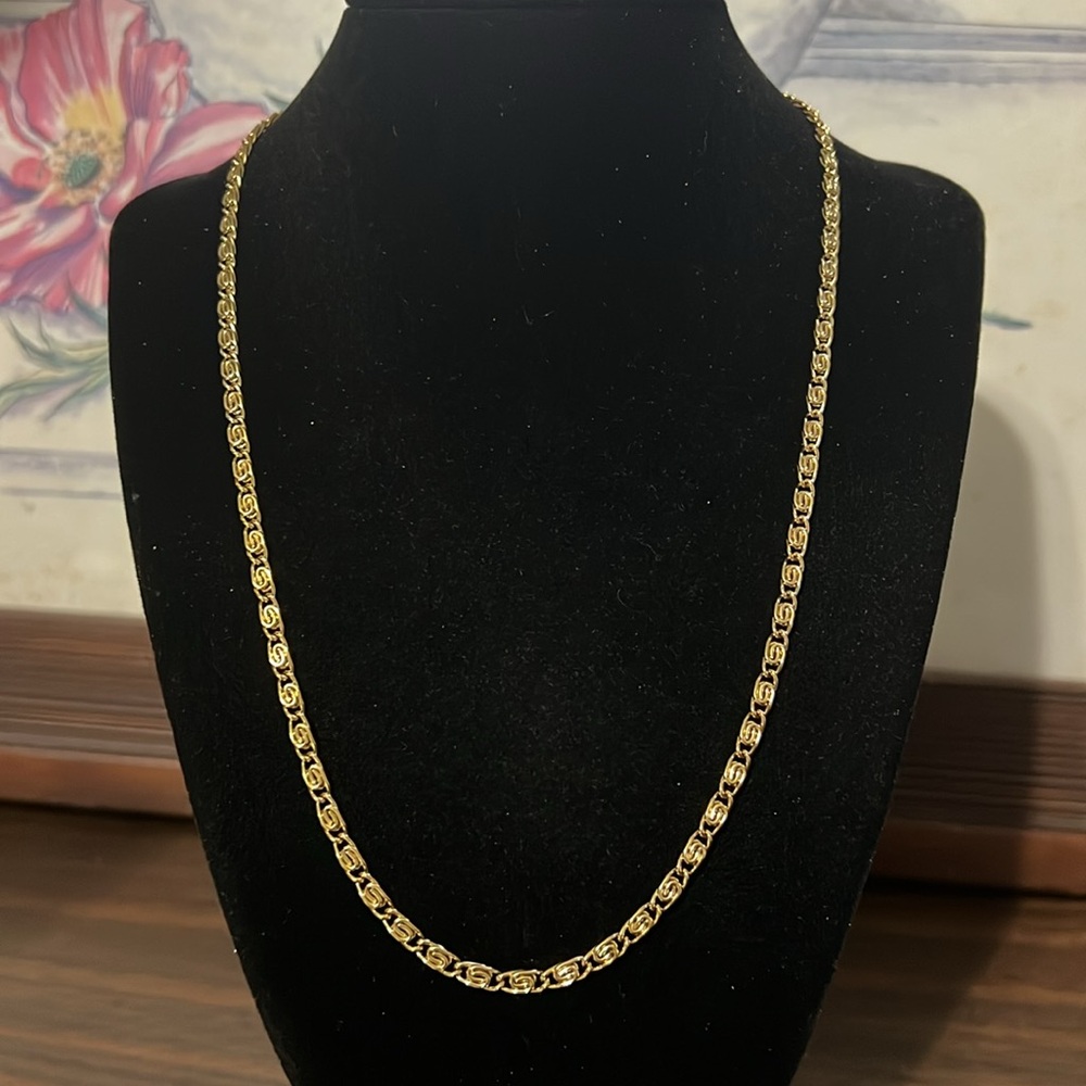 Gold plated stainless steel twisted link chain necklace